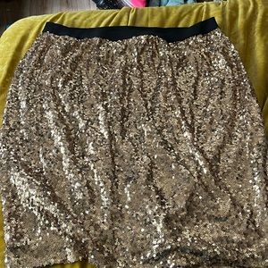 EUC - elastic waist sequined gold sparkled midi skirt